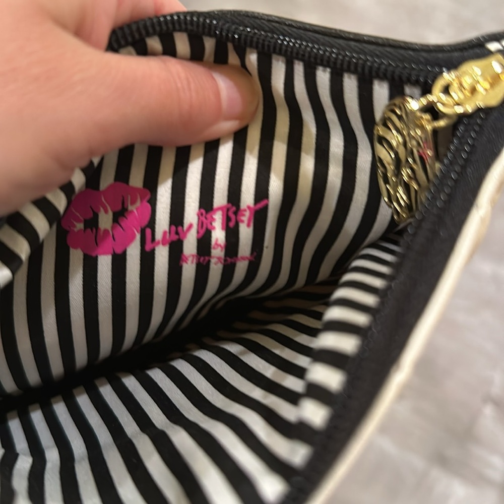 LUV BETSEY by Betsey Johnson "LOV" Glitter Wristlet - Picture 6 of 8